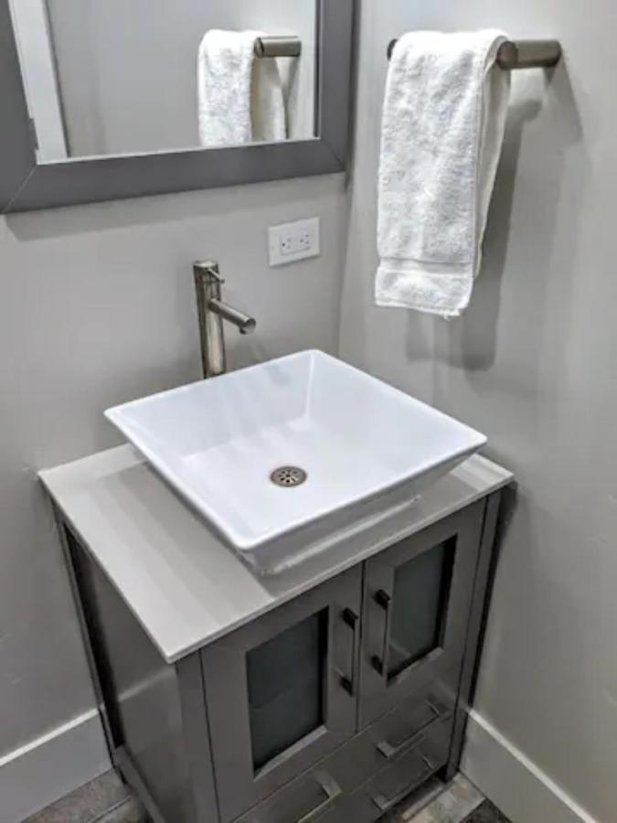 Little Blue Bungalow On Boise'S Bench, Pet Friendly, Fully Fenced Yard With Doggie Door! 2 Miles From Bsu, 5 Minutes From Downtown Boise, Desk And Workstation For Remote Workers, 2 Tv'S Large Walk-In Closet, Good For Mid-Term Stays Exteriör bild