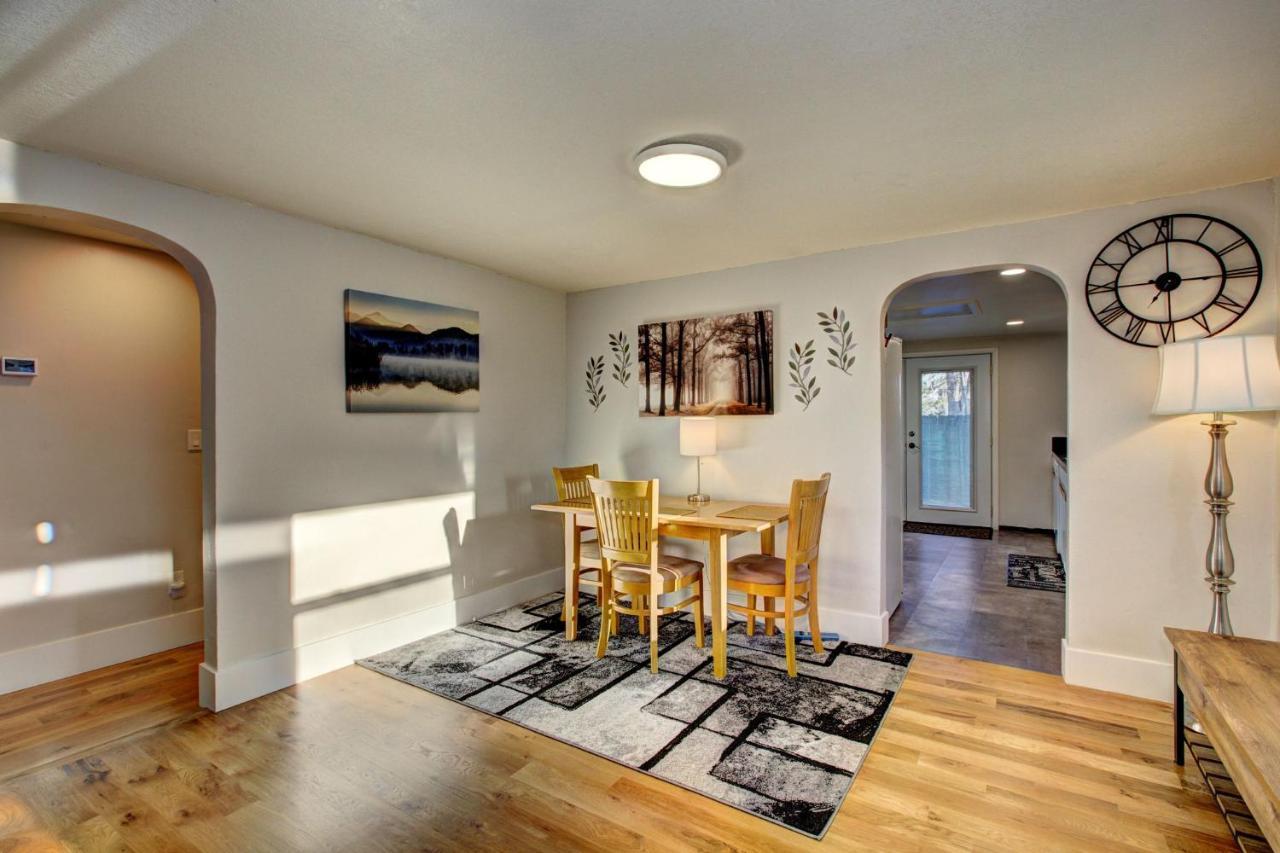 Little Blue Bungalow On Boise'S Bench, Pet Friendly, Fully Fenced Yard With Doggie Door! 2 Miles From Bsu, 5 Minutes From Downtown Boise, Desk And Workstation For Remote Workers, 2 Tv'S Large Walk-In Closet, Good For Mid-Term Stays Exteriör bild